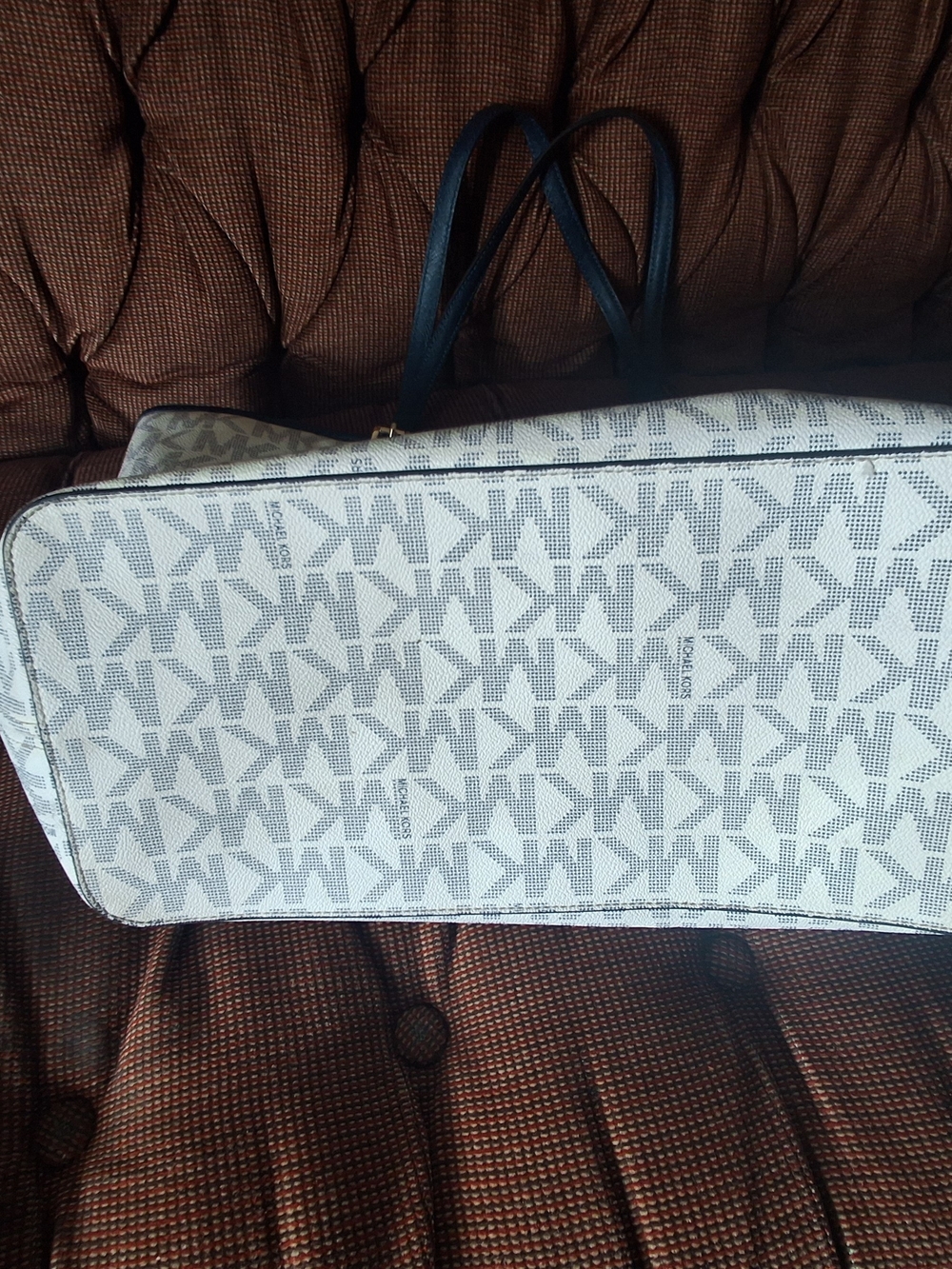 Authentic Michael Kors Jet Set East West Tote Bag - White/Navy (EUC!) - Picture 15 of 16